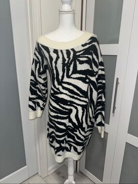 Steve Madden Black and White Zebra Off-the-Shoulder Sweater